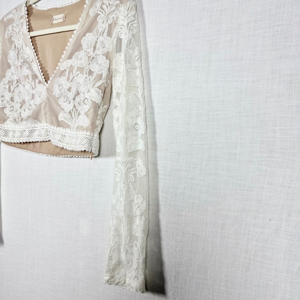 Altard State Arissa Floral Embroidered Top S White Lace Long Sleeve Crop Mesh - Picture 4 of 11